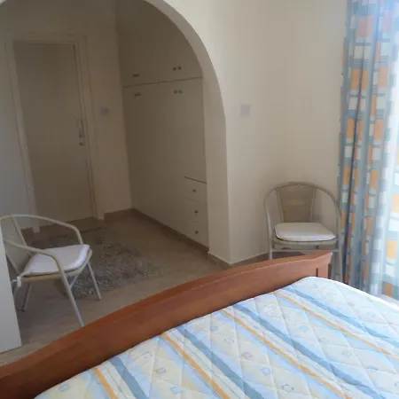 Villa Alina, Universal Area, *