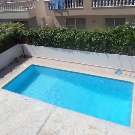 Villa Alina, Universal Area,